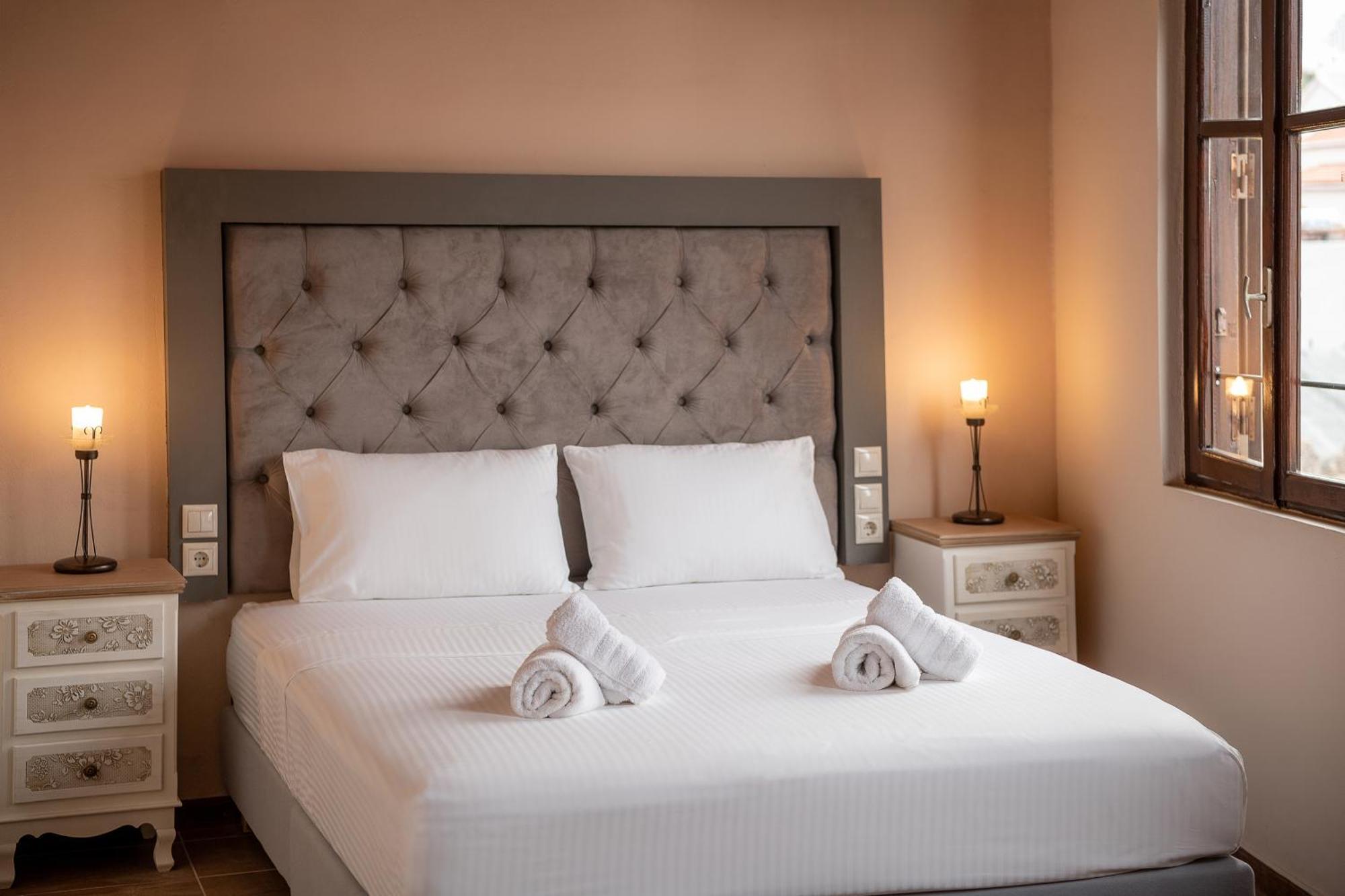 Old Town Suites Chania  Exterior photo